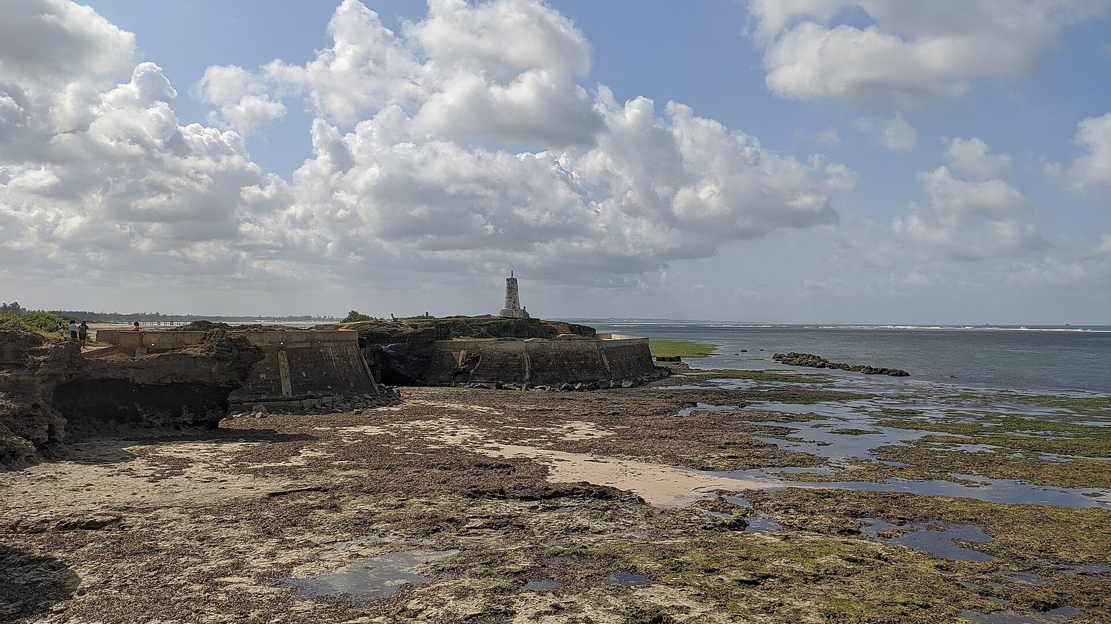 Il pilastro di Vasco da Gama sulla punta rocciosa di Malindi, sulla costa keniota